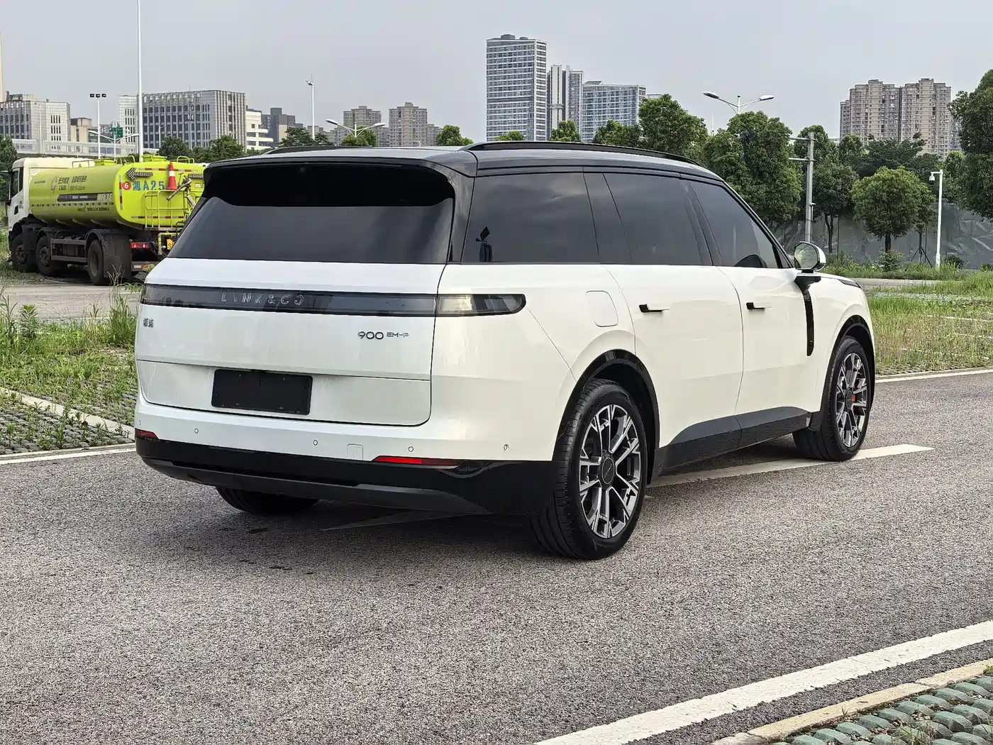 Lynk & Co 900 2025 2.0T Ultra фото 12