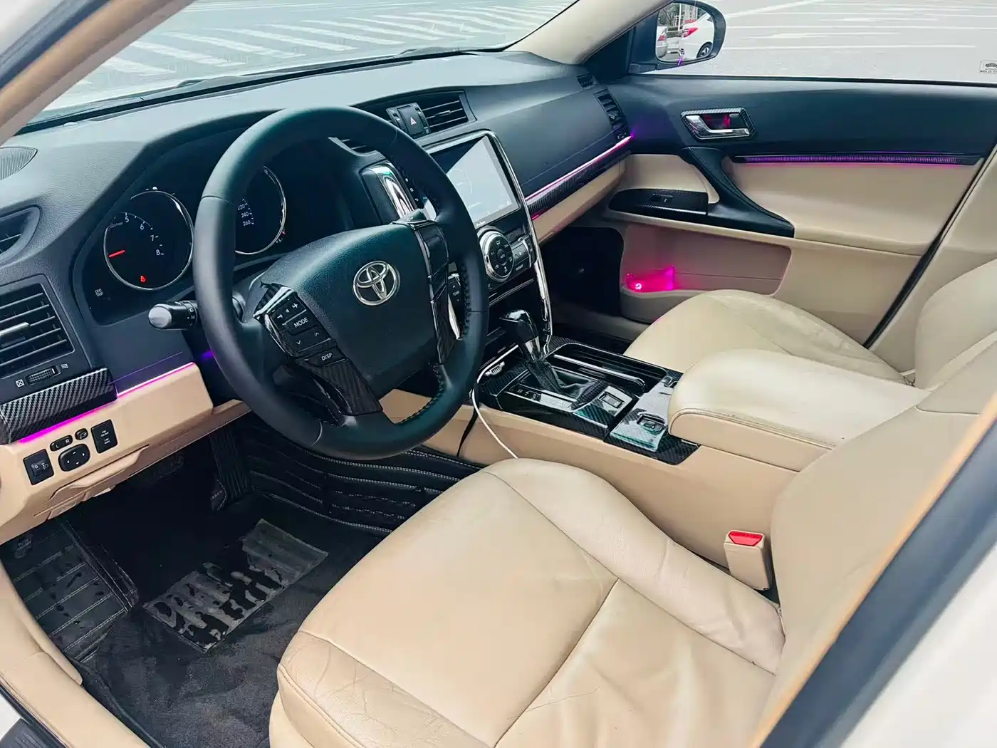 Toyota Reiz 2010 2.5S Elegance Elite Edition фото 7
