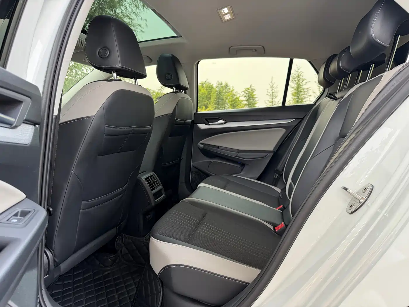 Volkswagen Golf 2021 280TSI DSG Pro фото 10