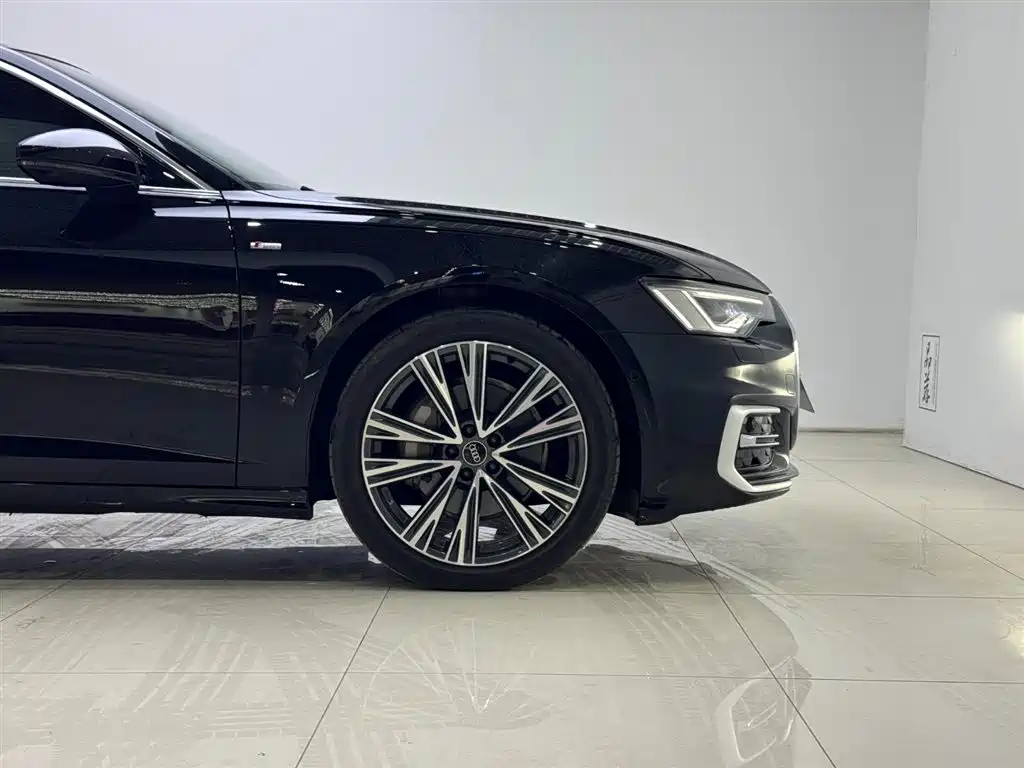 Audi A6L 2023 45 TFSI quattro Premium Dynamic фото 8