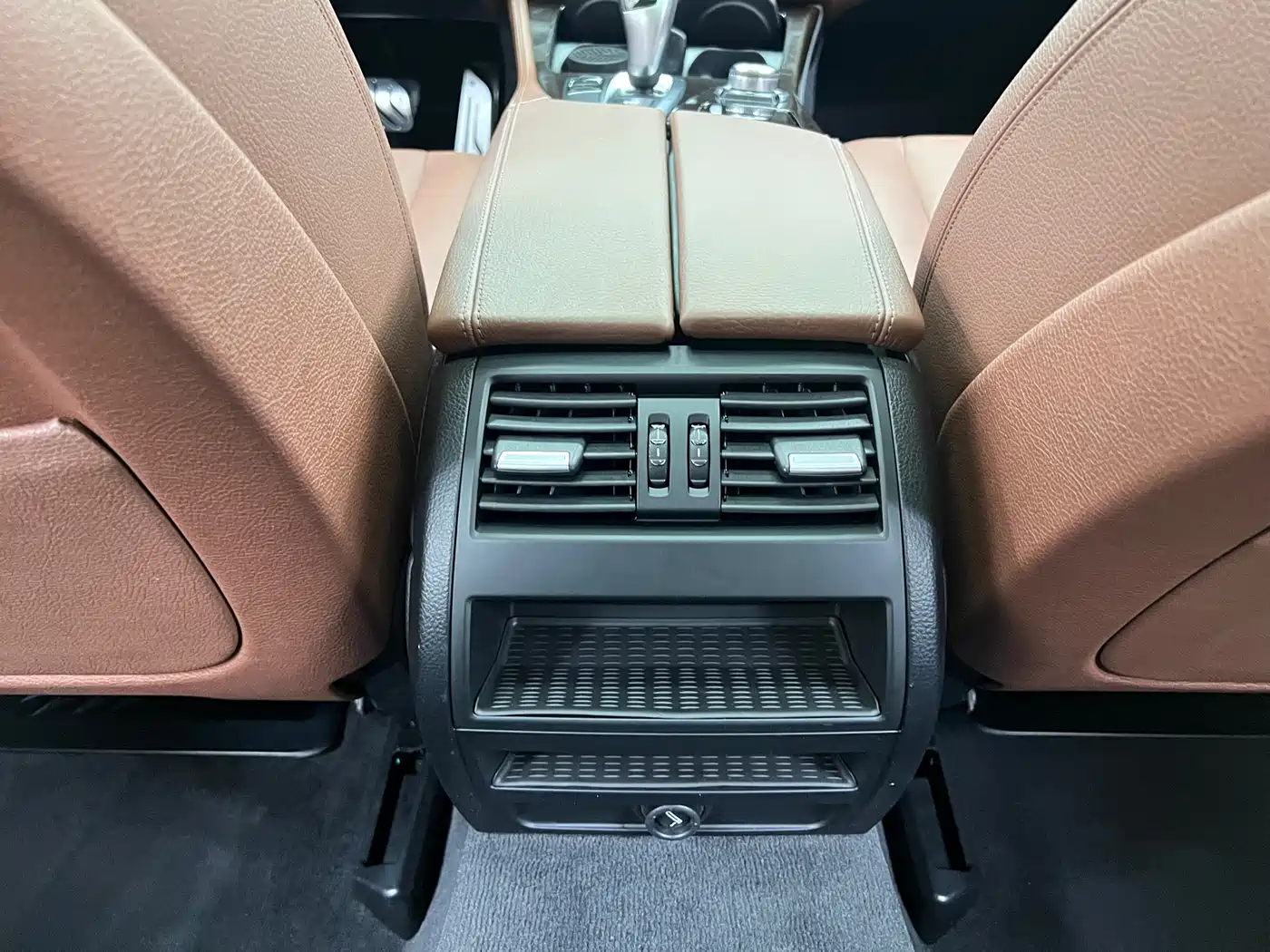 BMW 5 Series 2017 525Li Leading Edition фото 20