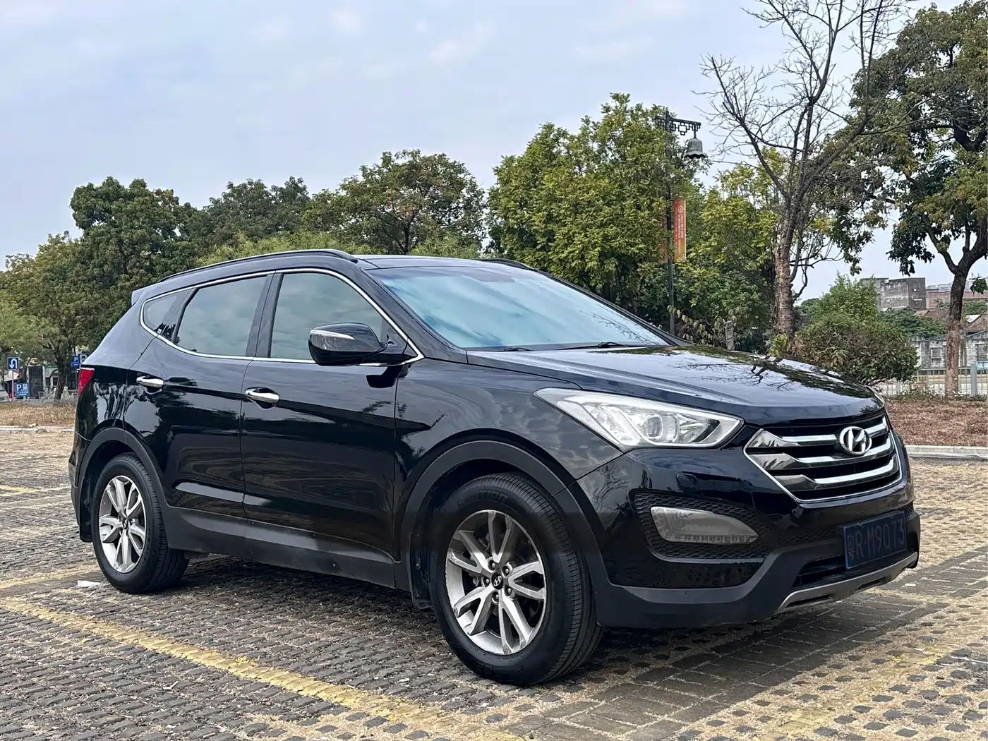 Hyundai Santa Fe 2013 Facelift 2.4L Automatic 4WD Premium фото 3