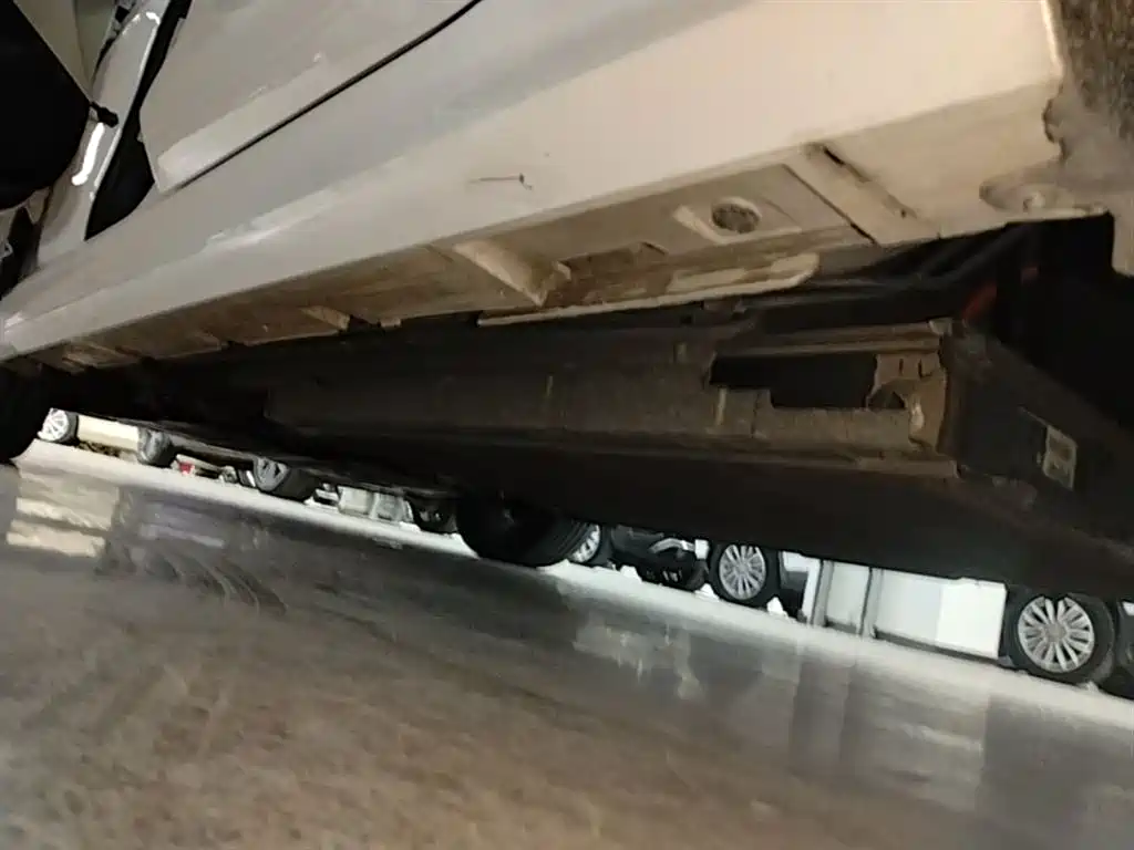 BYD Qin PLUS 2021 DM-i 120KM Flagship фото 22