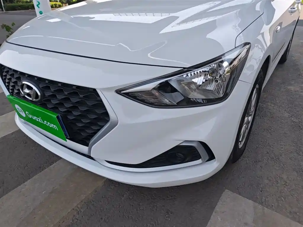 Hyundai Elantra 2018 1.6L Automatic Pleasing Edition GL China VI фото 24