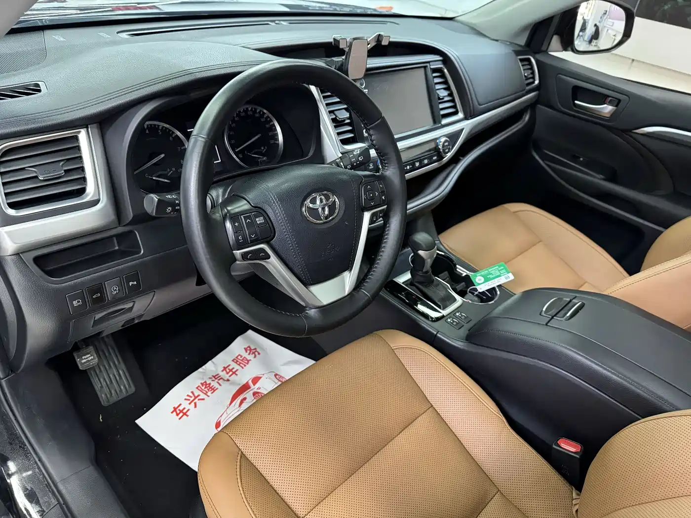 Toyota Highlander 2018 Model 2.0T 4WD Knight Edition 7-Seater China VI фото 16