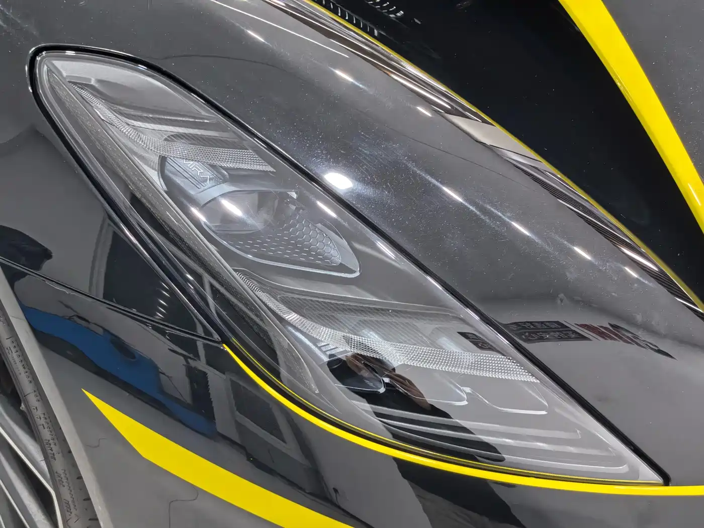 Lotus Cars EMIRA 2021 2.0T DCT First Edition фото 5