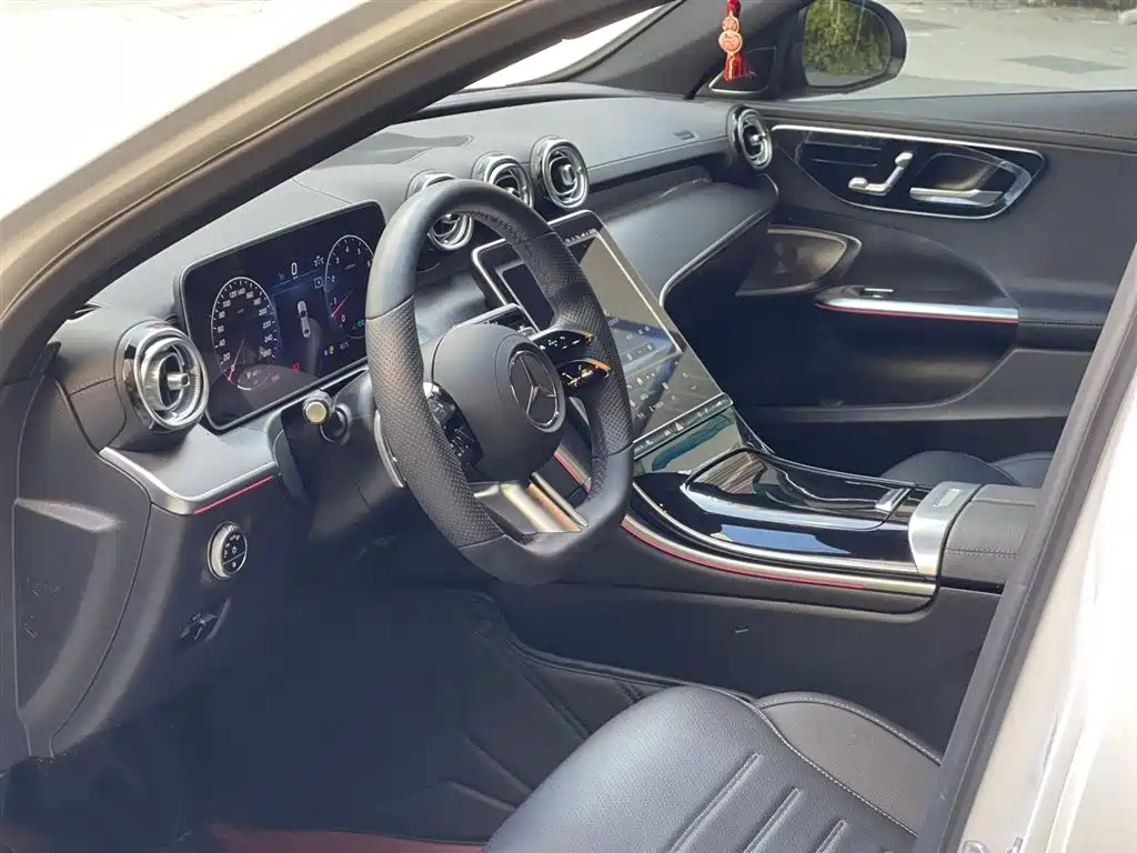 Mercedes-Benz C-Class 2022 Facelift C 260 L Night Edition Sport фото 6