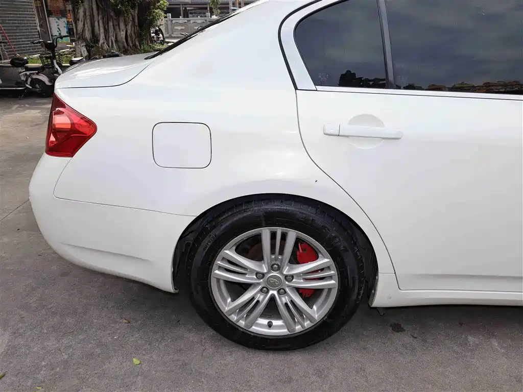 Infiniti G Series 2013 G25 Sedan Luxury Sport Edition фото 29