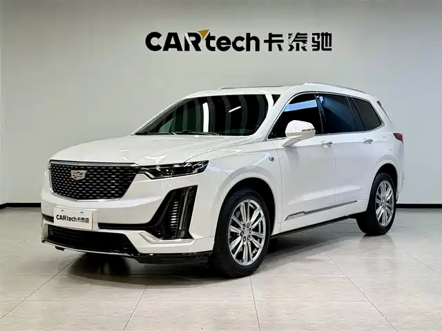 CADILLAC XT6