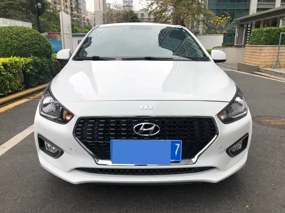 Hyundai Verna 2017 1.4L Auto Jump Edition (China V) фото 2