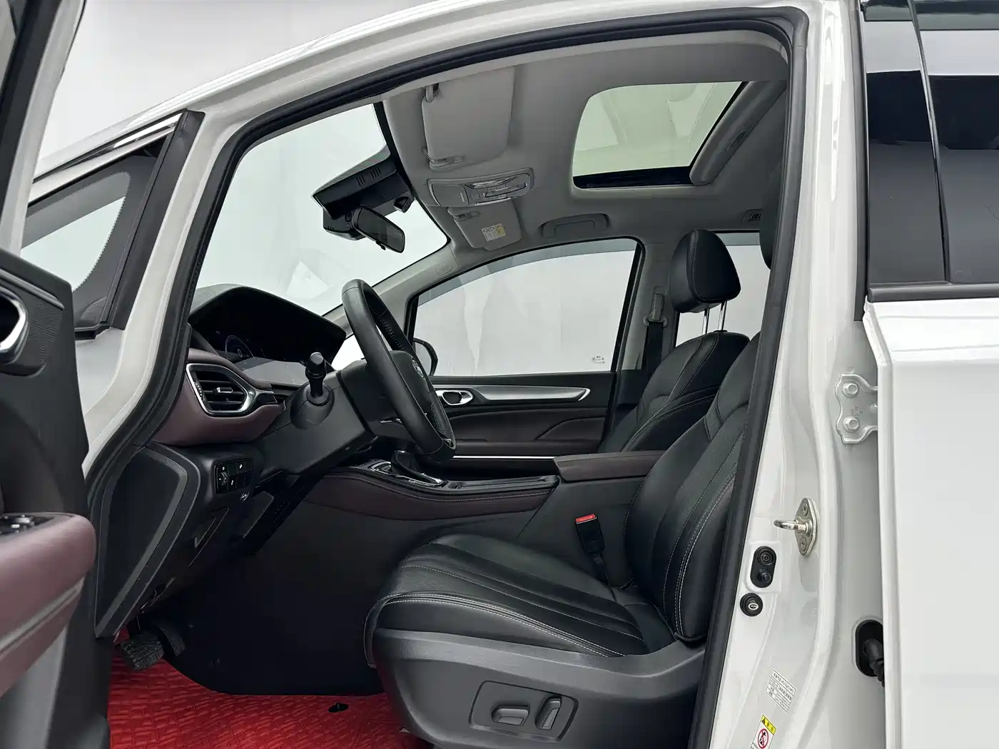 GAC Trumpchi Trumpchi M6 2021 PRO 270T DCT Luxury Edition фото 5