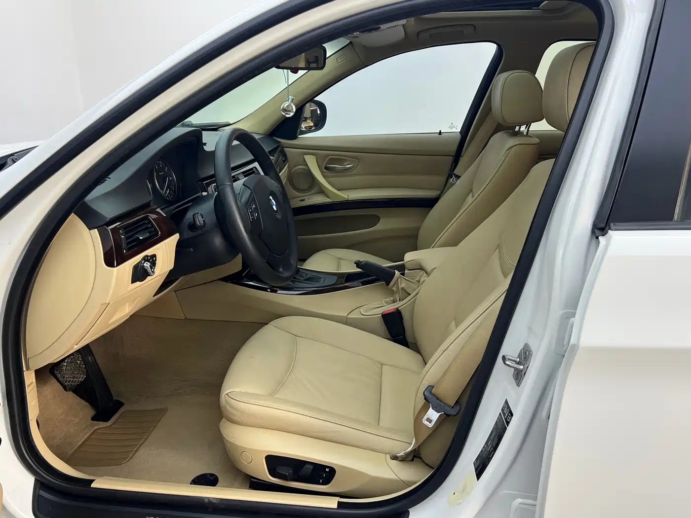 BMW 3 Series 2009 2009 320i Fashion