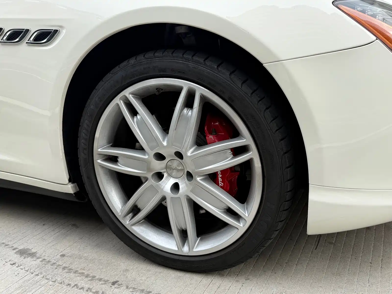 صورة 8 - Maserati Quattroporte