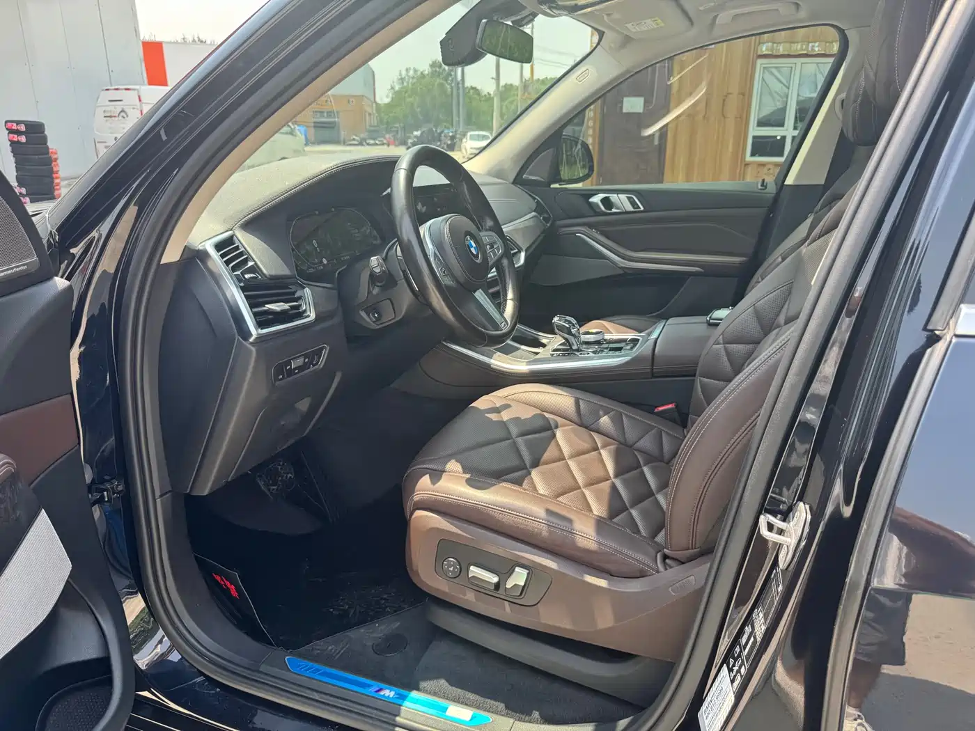 BMW X5 2022 xDrive 30Li Premium M Sport Package фото 4