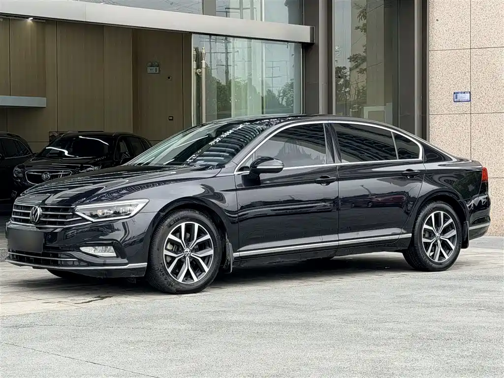 Volkswagen Magotan 2020 330TSI DSG Leading фото 7