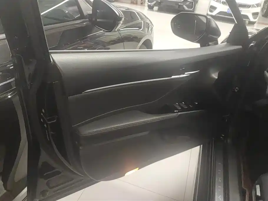 Toyota Camry 2021 2.0S Sporty Edition фото 7