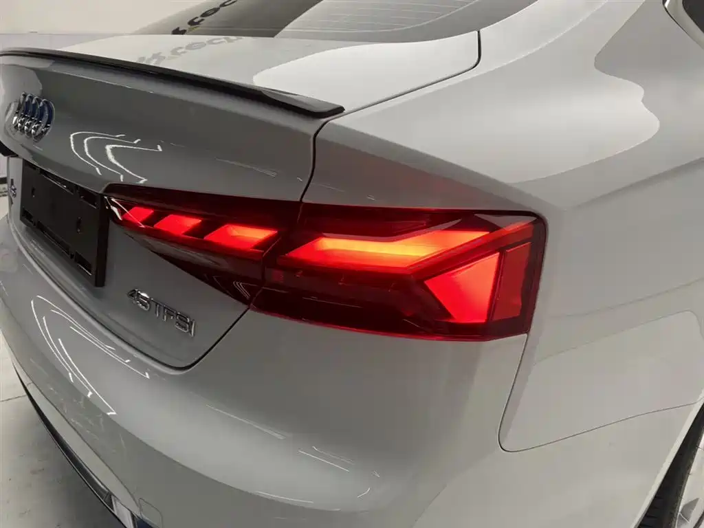 Audi A5 (Import) 2024 Sportback 40 TFSI Fashion Dynamic фото 10