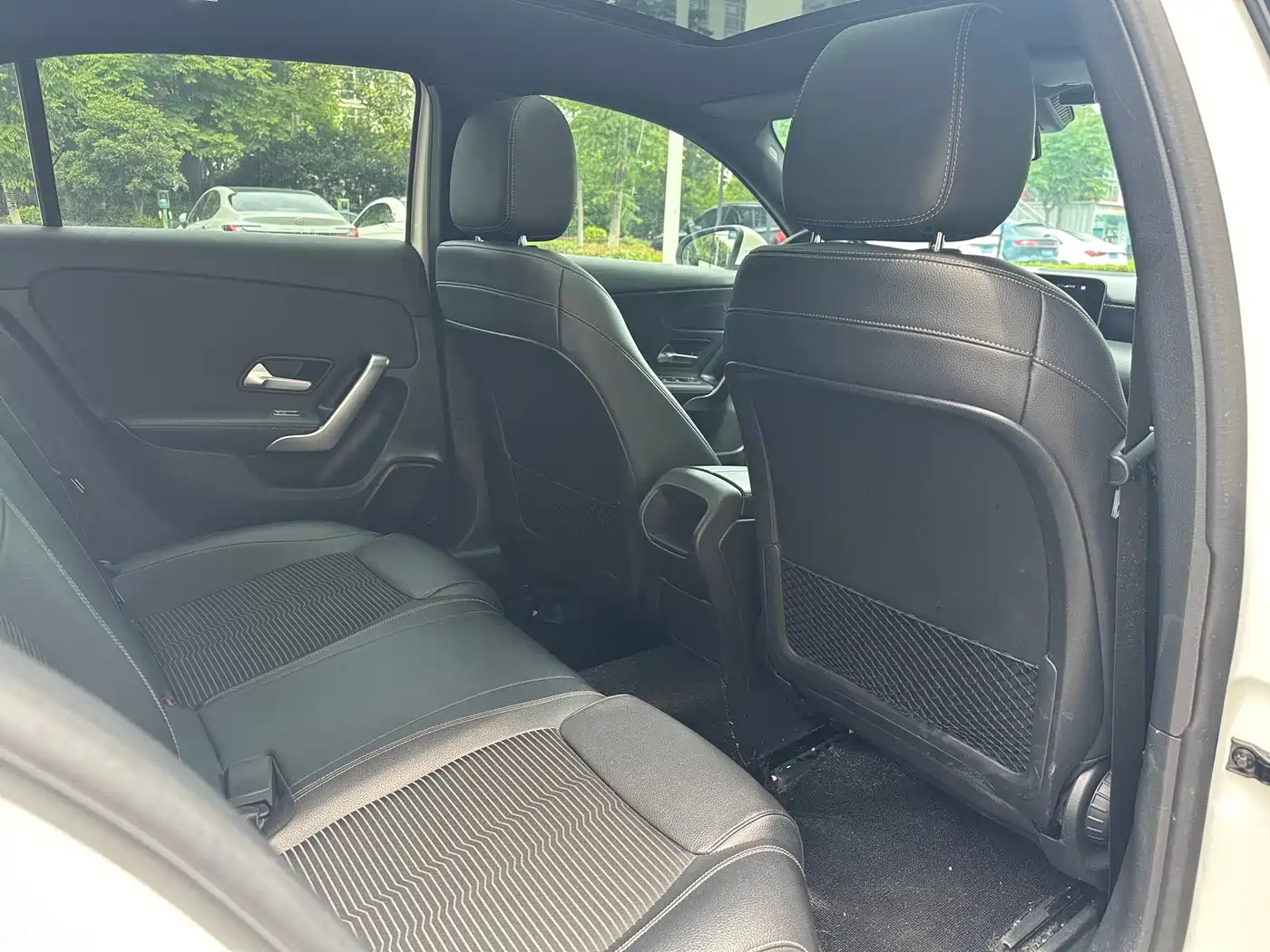 Mercedes-Benz A-Class (Import) 2019 A 200 Dynamic Version фото 6