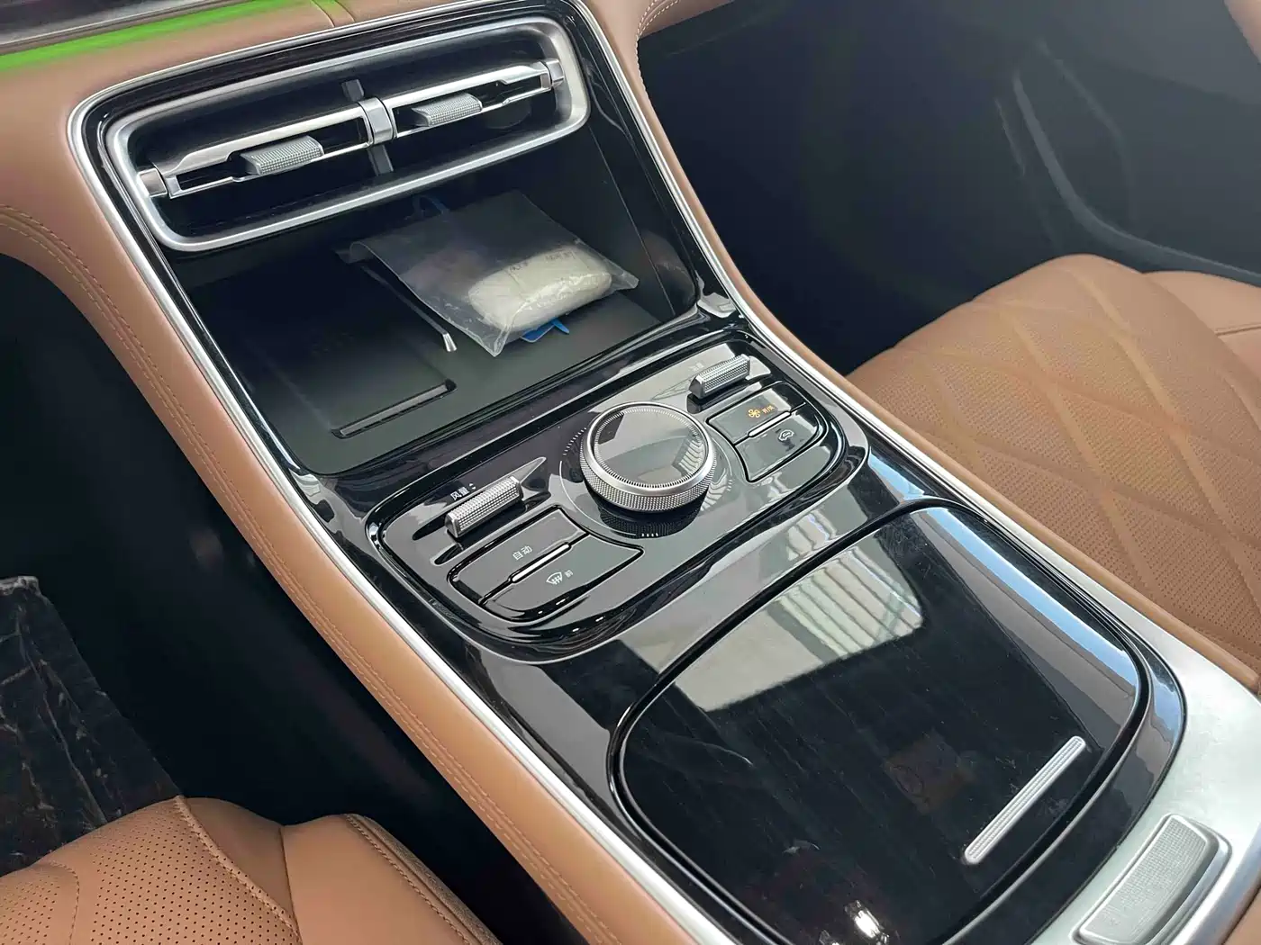 Geely Galaxy Galaxy A7 2025 EM-i фото 12