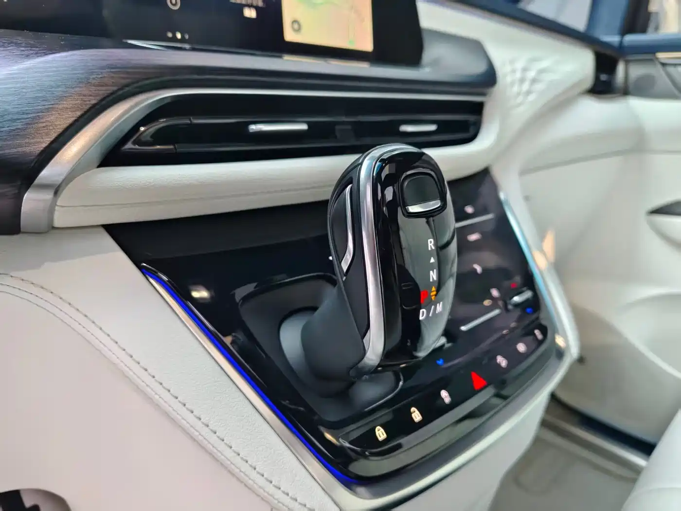 Buick GL8 2020 Avenir Four-Seat Prestige Edition фото 32