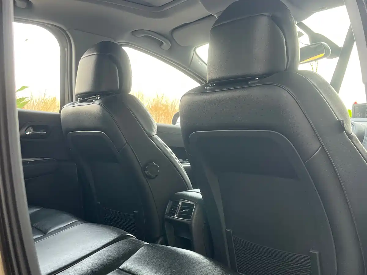 Peugeot 3008 2013 1.6THP Automatic Prestige Edition фото 11