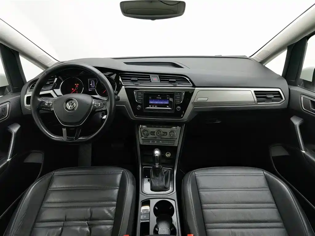 Volkswagen Touran 2016 Touran L 280TSI DSG Elegance фото 5