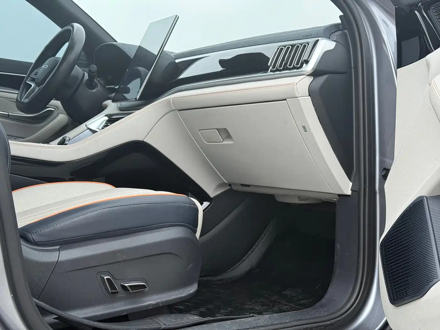 BYD Song PLUS PHEV 2023 Champion Edition DM-i 110KM Flagship PLUS фото 6