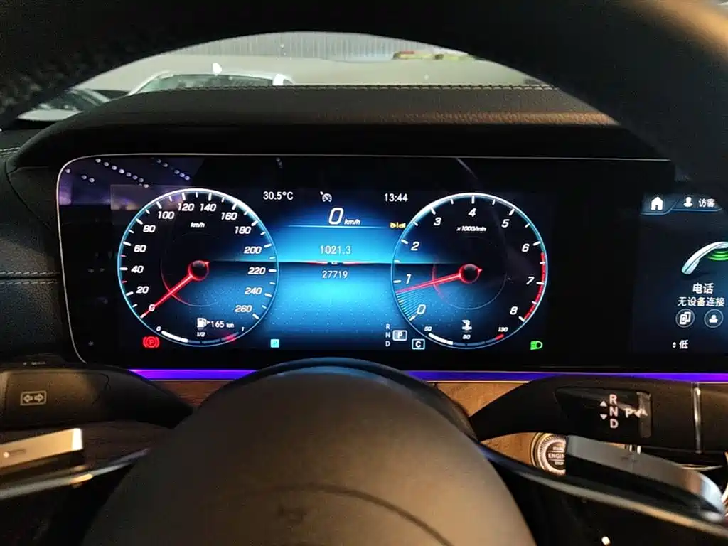 Mercedes-Benz E-Class 2023 E 260 L фото 12