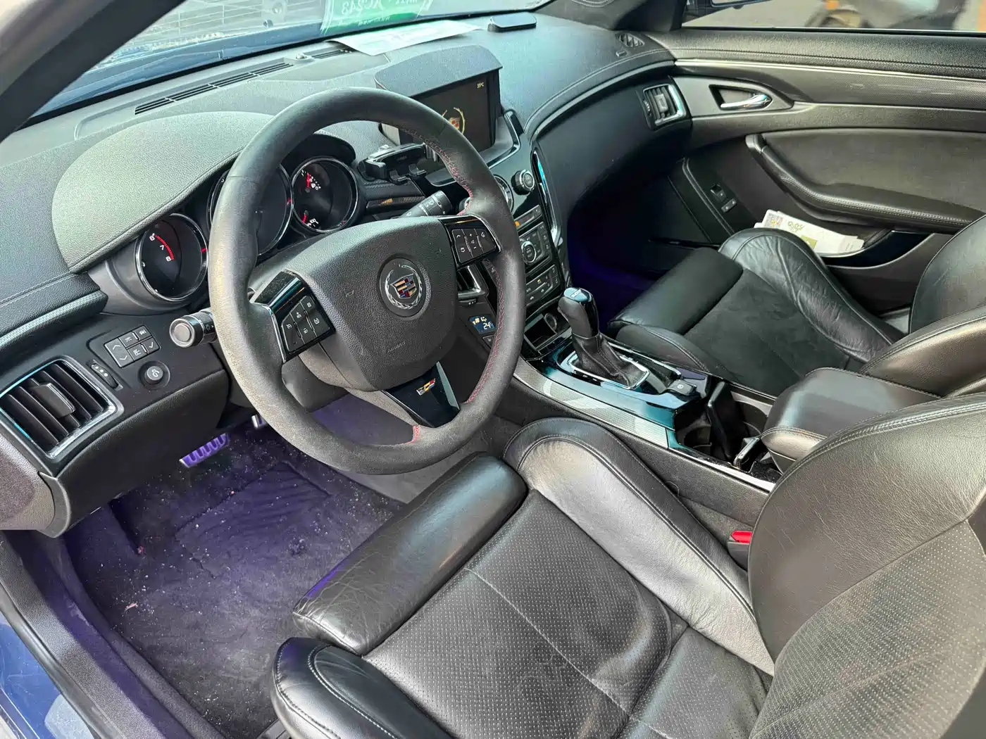 Cadillac CTS (Import) 2009 Model 6.2L CTS-V фото 10