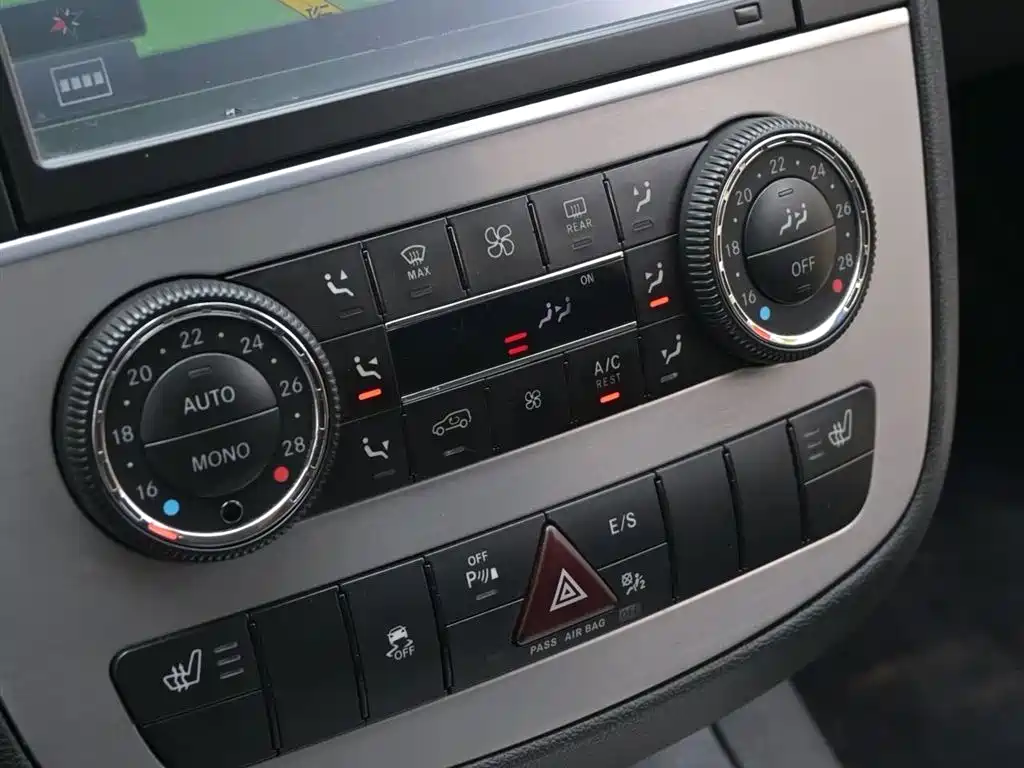 Mercedes-Benz R-Class 2014 R 320 4MATIC Business фото 7
