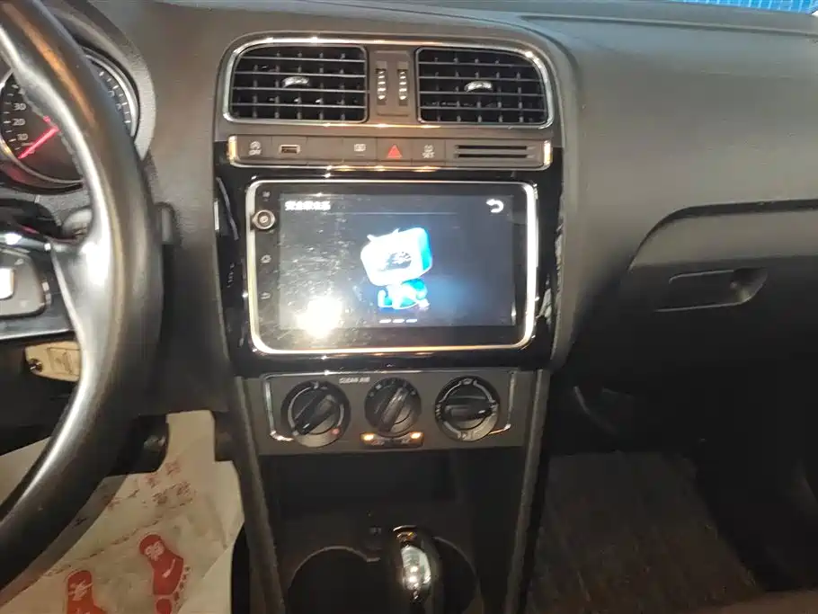 Volkswagen Polo 2018 1.5L Auto Comfort фото 13