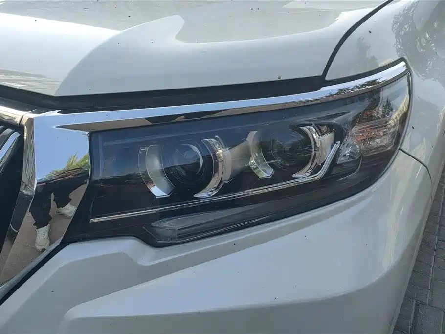 Toyota Prado 2018 3.5L Auto SX фото 5