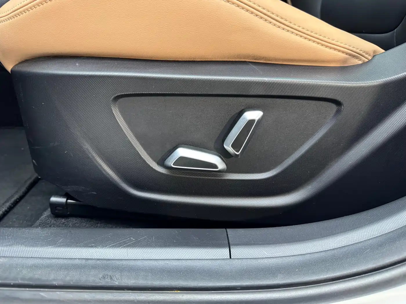 GEELY AUTOMOBILE GEELY ICON