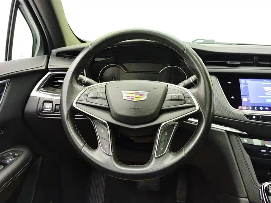 Cadillac XT5 2022 2.0T 2WD Luxury фото 15
