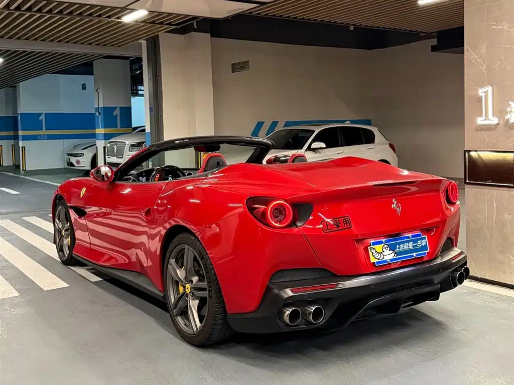 Ferrari Portofino 2019 2018 Model 3.9T