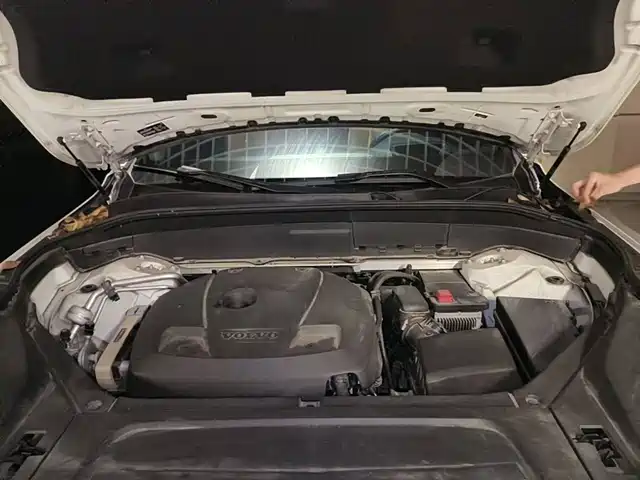 Volvo XC90 2018 T6 Inscription 7-seater — фото 3
