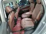 Фото 17 - Buick GL6