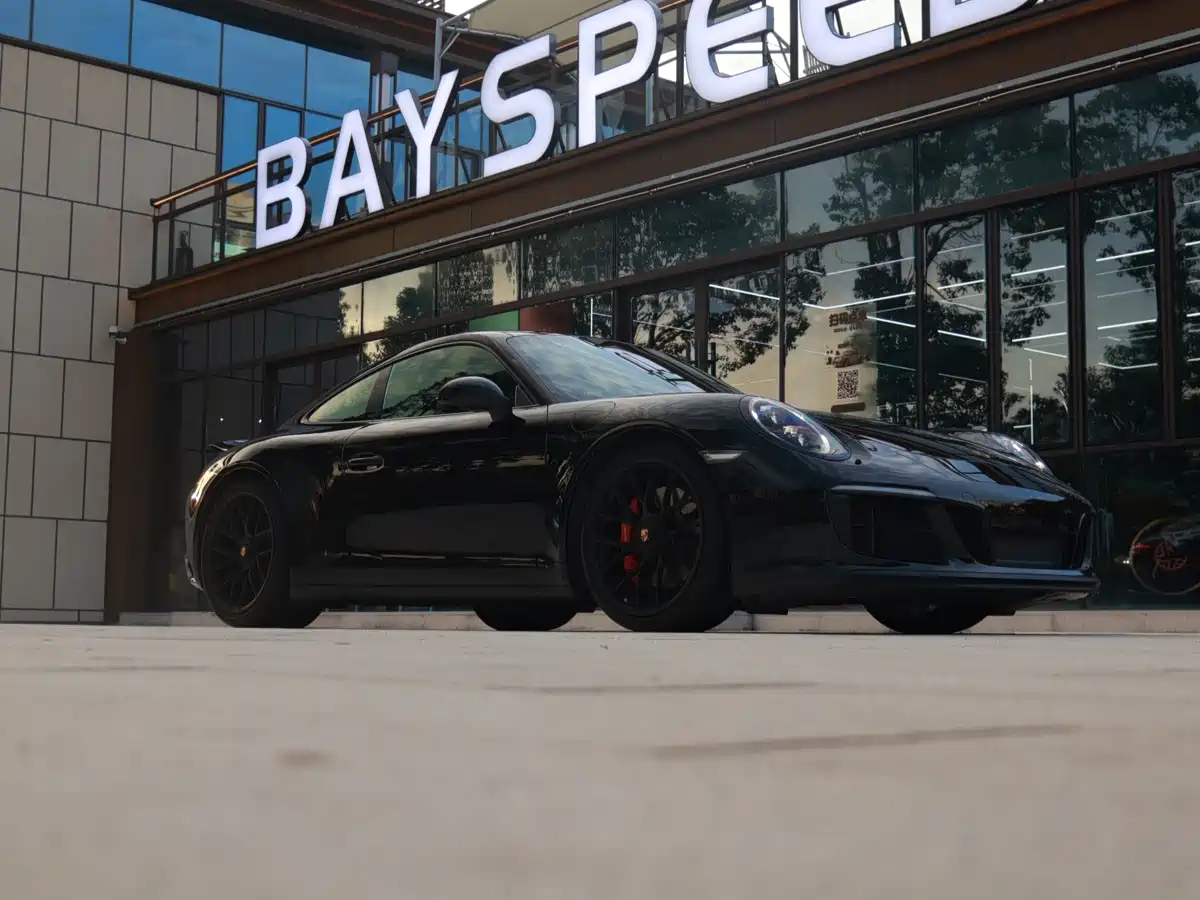 Photo 15 - Porsche 911