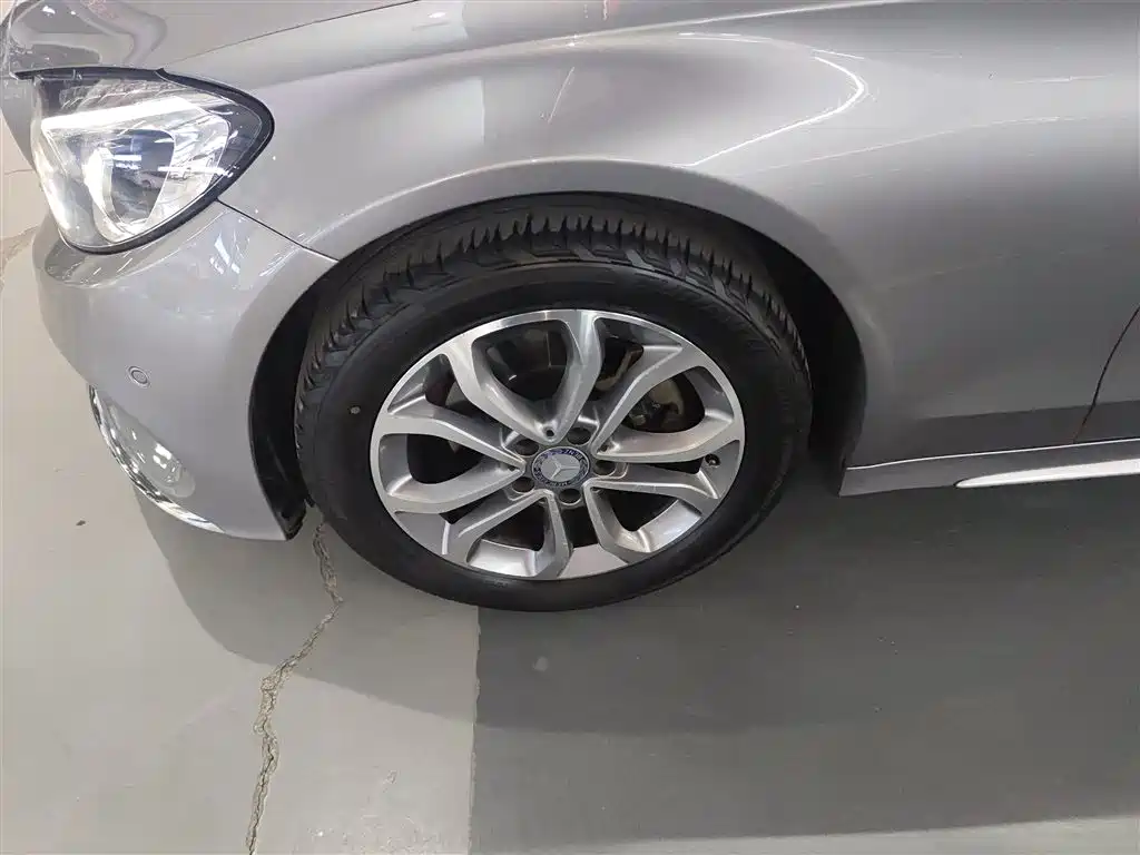 Mercedes-Benz C-Class 2016 C 180 L Sport фото 25