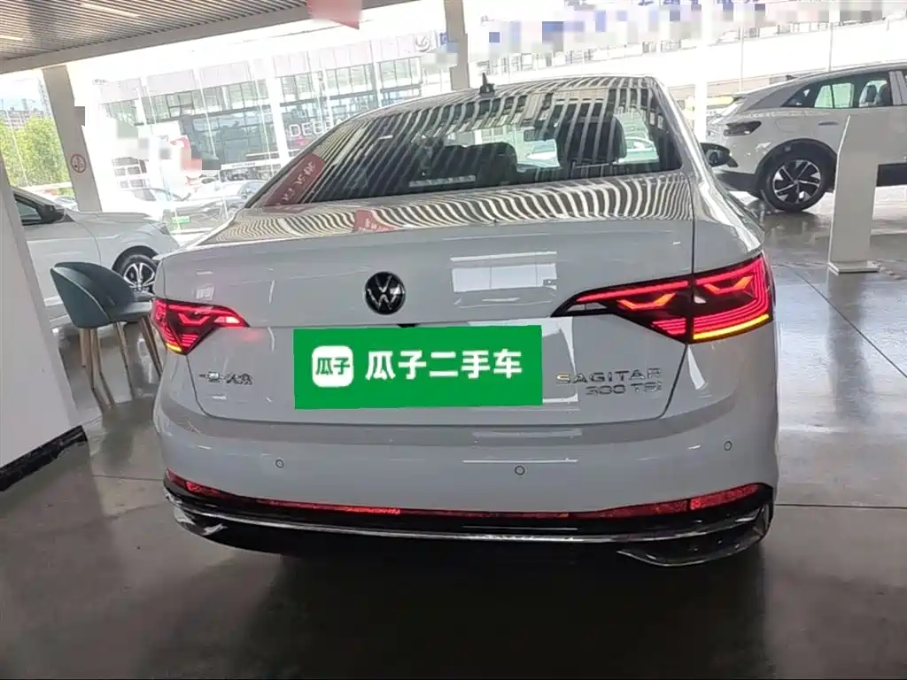Volkswagen Sagitar 2023 300TSI DSG Surpassing Edition фото 6