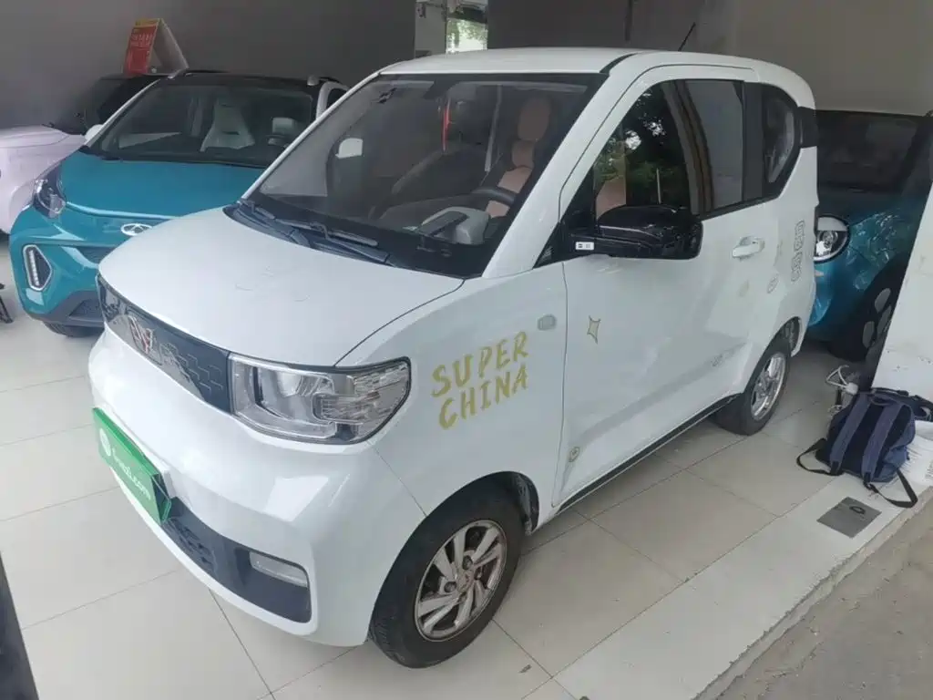 Фото 2 - Wuling Motors Hongguang MINIEV