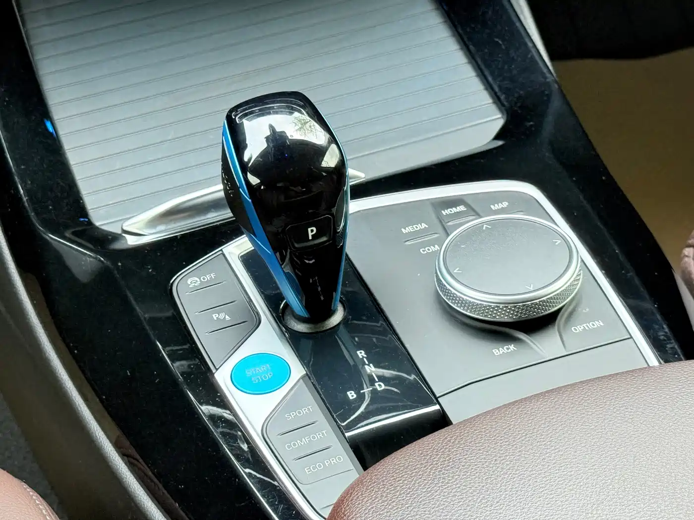BMW iX3 2021 2022 Leading Edition