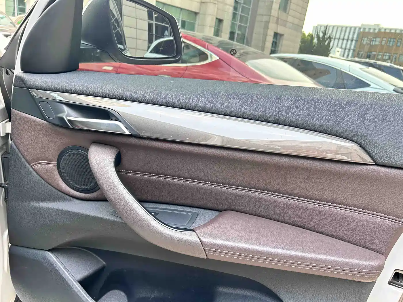 BMW X1 2019 sDrive18Li Premium Model фото 14