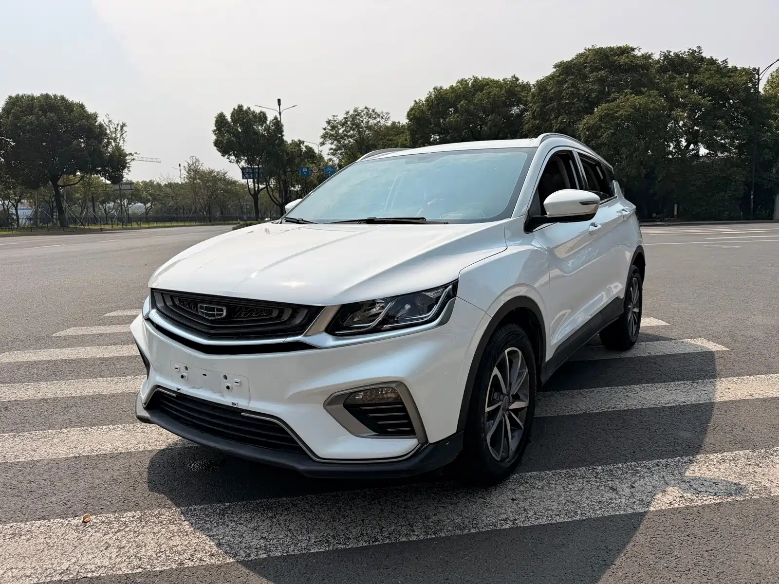Photo 1 - Geely Coolray
