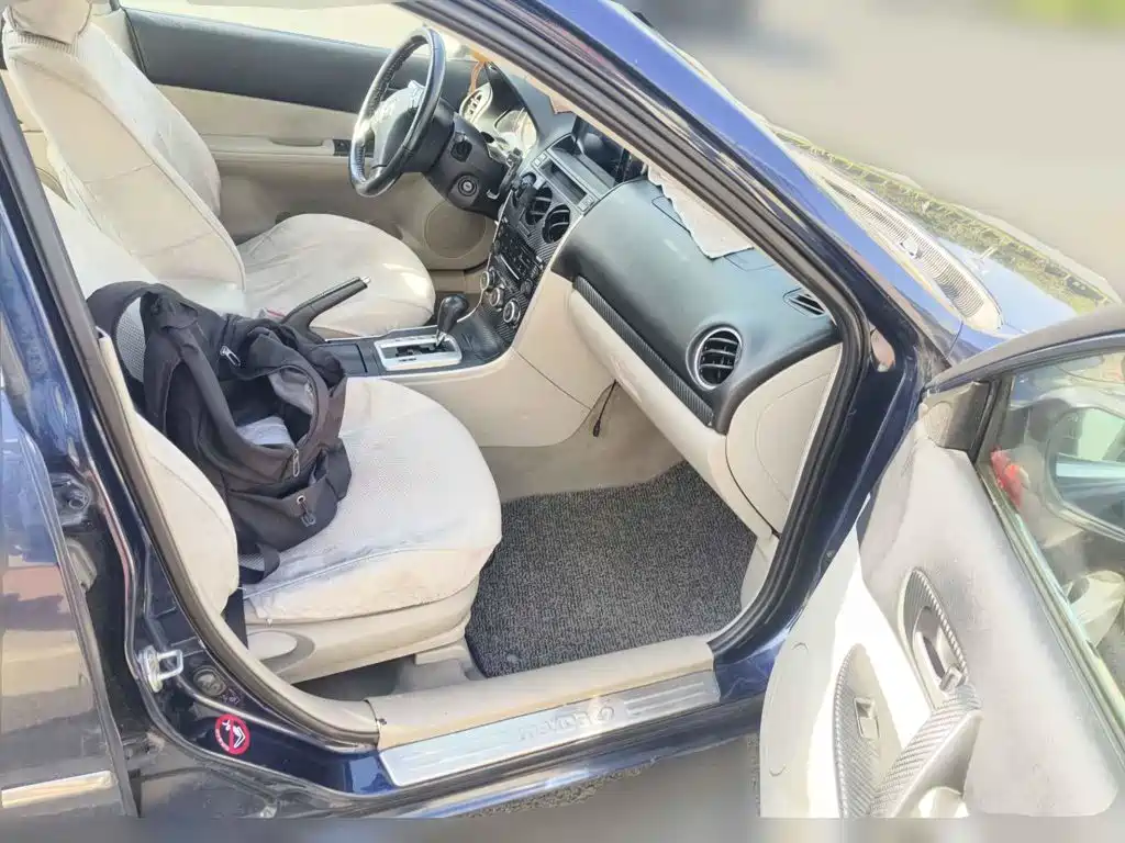 Photo 12 - Mazda 6
