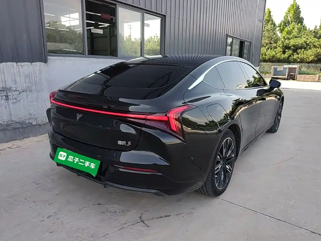 Nezha Auto Nezha S 2024 2023 Model Pure Electric 520km RWD Edition