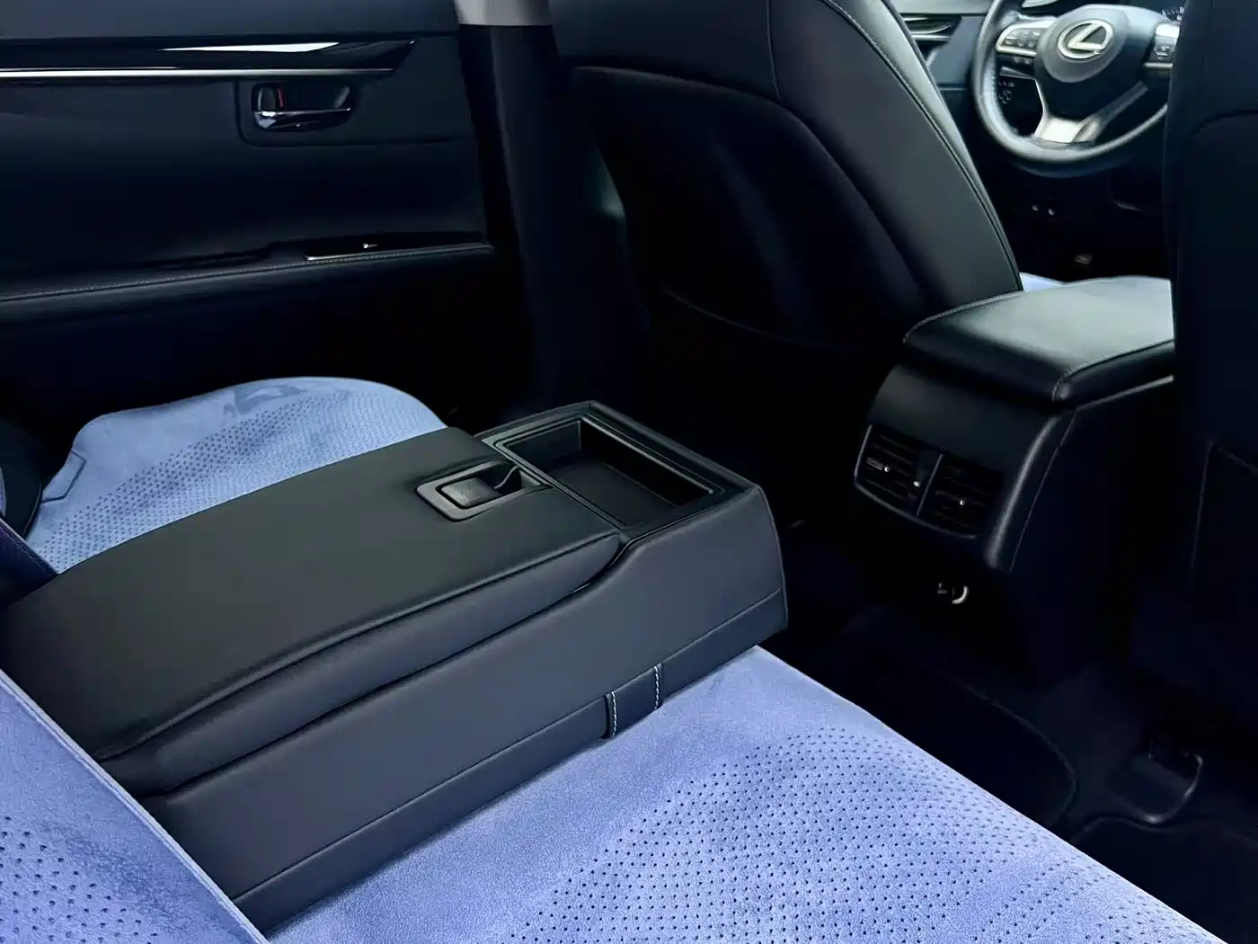 Lexus ES 2015 200 Elite Edition фото 11