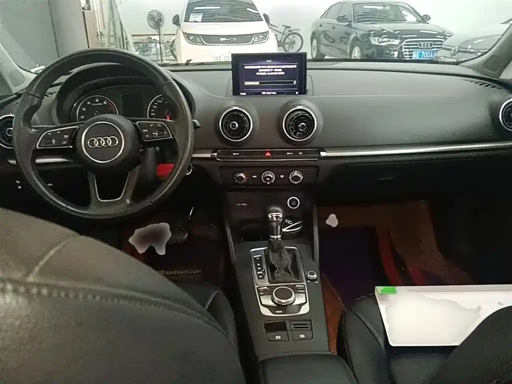 Audi A3 2018 30th Anniversary Sportback 35 TFSI Progressive фото 10