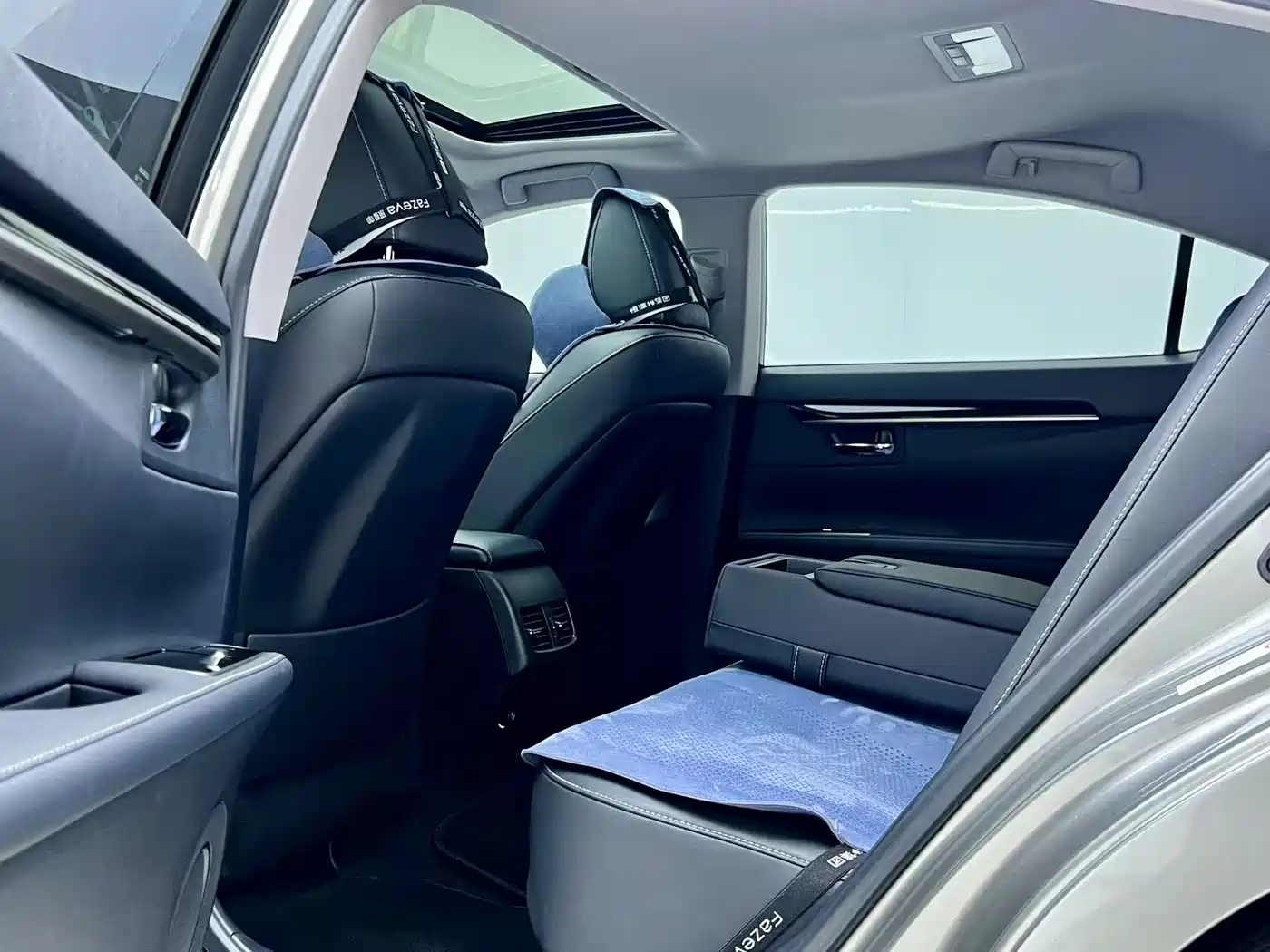 Lexus ES 2015 200 Elite Edition фото 7