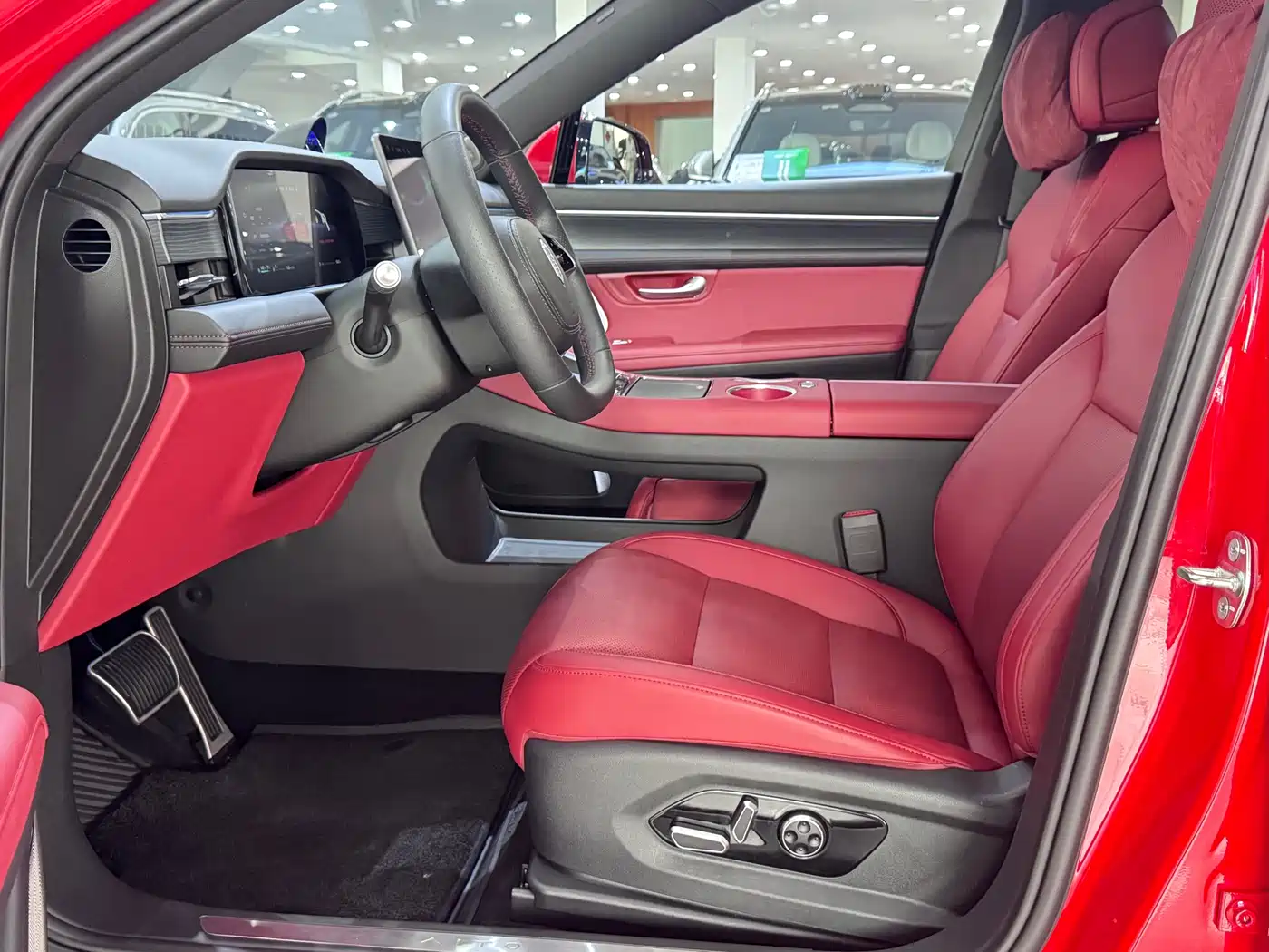 AITO Wenjie AITO M5 2025 Extended Range Ultra AWD фото 7
